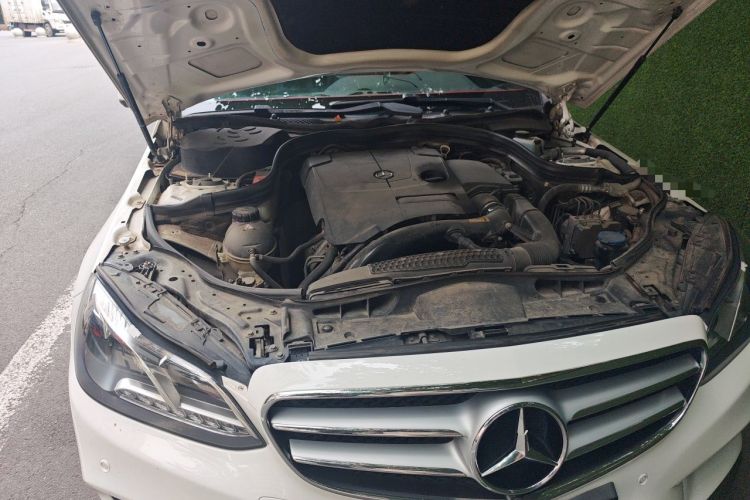 Used Mercedes-Benz E-Class 2015 Restyled E 260 L Sport Edition Engine Bay Right
