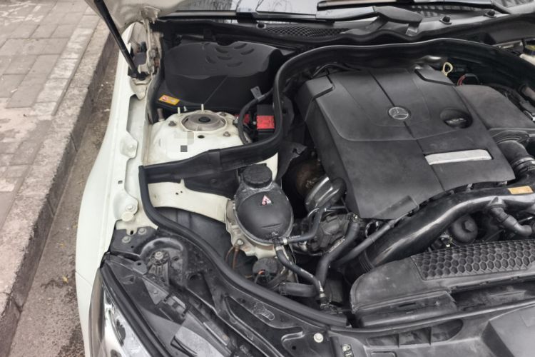 Used Mercedes-Benz E-Class 2015 E 260 L Sport Luxury Model Engine Bay Right