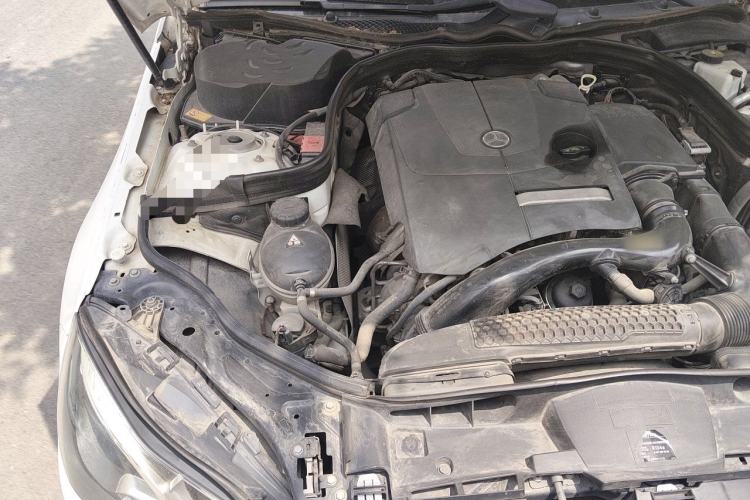 Used Mercedes-Benz E-Class 2015 E 260 L Sport Edition Engine Bay Right