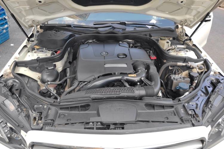 Used Mercedes-Benz E-Class 2015 E 260 L Sport Luxury Model Engine Bay