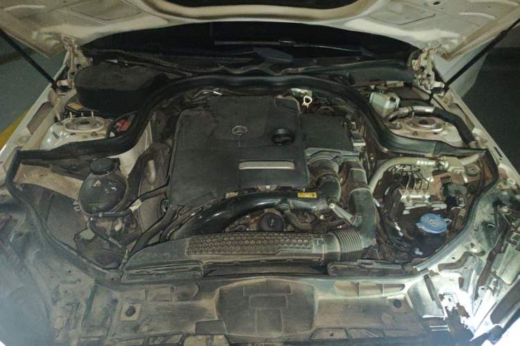 Used Mercedes-Benz E-Class 2015 Restyled E 260 L Sport Edition Engine Bay