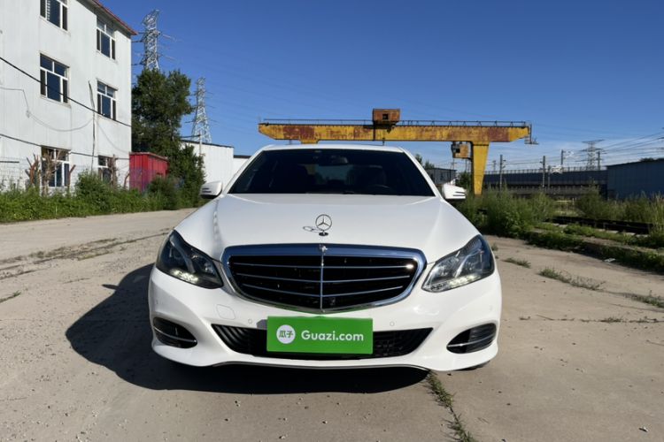 Used Mercedes-Benz E-Class 2015 Facelift E 200 L Exterior 1
