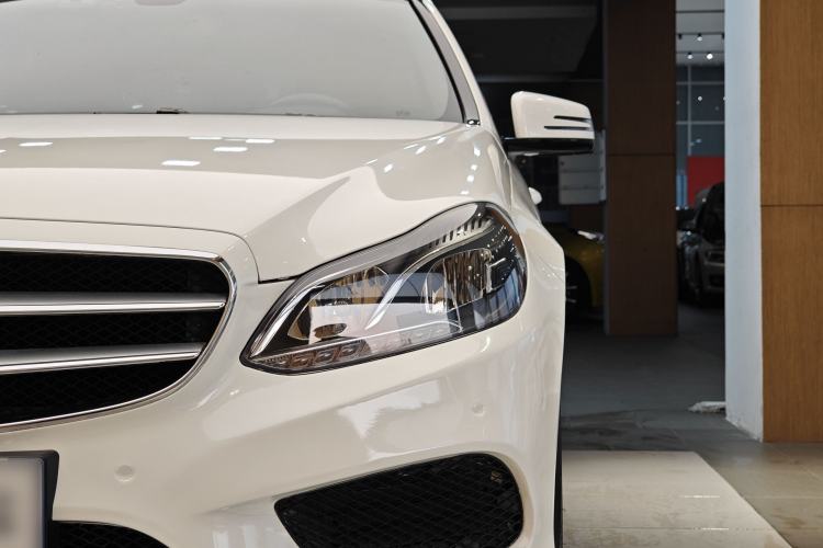 Used Mercedes-Benz E-Class 2015 Facelift E 200 L Sport Edition Exterior 11