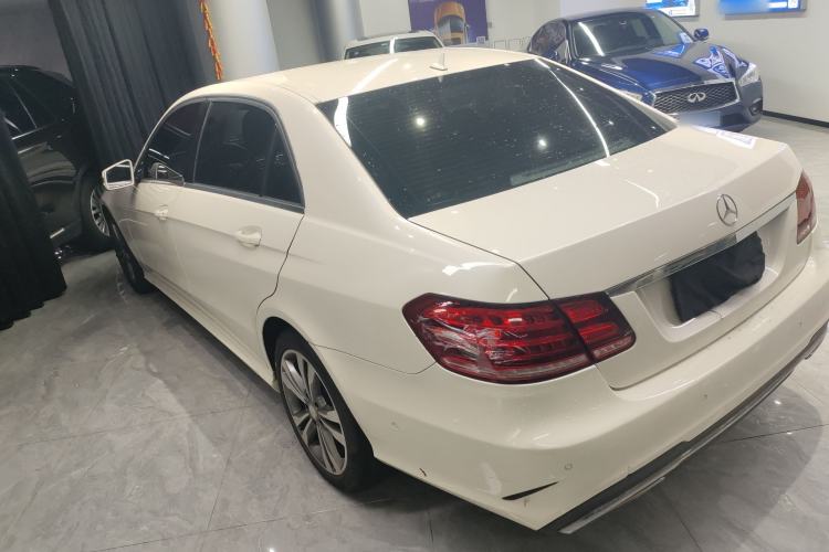Used Mercedes-Benz E-Class 2015 Facelift E 200 L Sport Edition Exterior 2