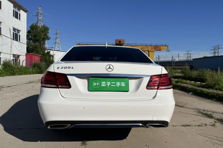 Used Mercedes-Benz E-Class 2015 Facelift E 200 L Exterior 2