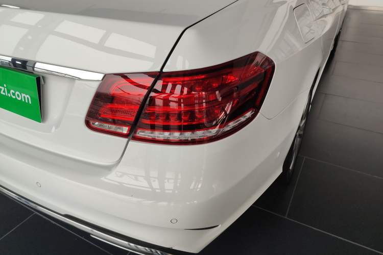Used Mercedes-Benz E-Class 2015 Restyled E 260 L Sport Edition Exterior 3