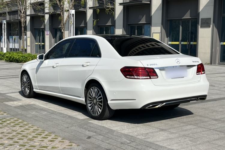 Used Mercedes-Benz E-Class 2015 E 260 L Luxury Model Exterior 3