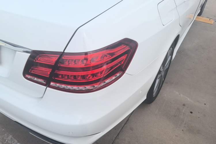 Used Mercedes-Benz E-Class 2015 E 260 L Sport Edition Exterior 3