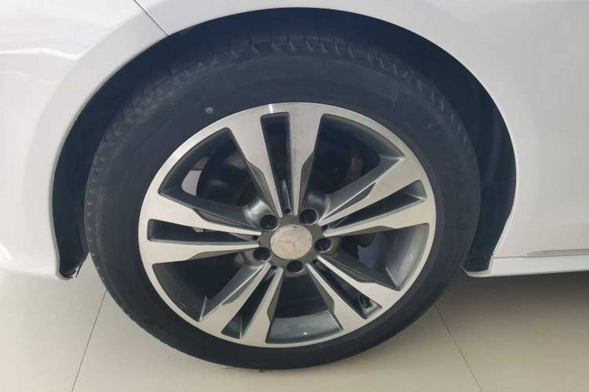 Used Mercedes-Benz E-Class 2015 Revised E 180 L Sport Edition Exterior 3