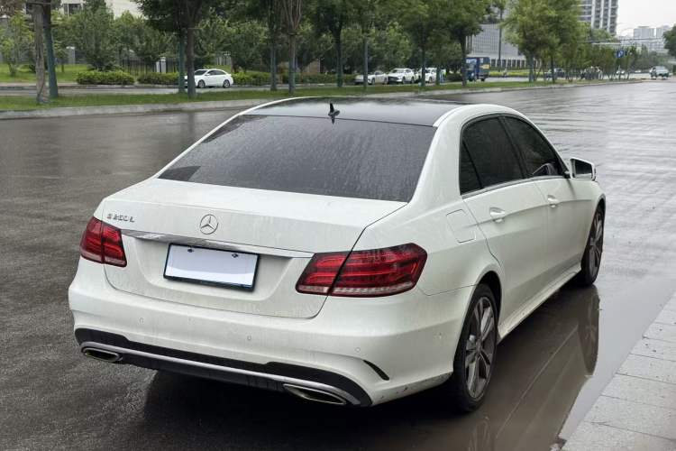 Used Mercedes-Benz E-Class 2015 E 260 L Sport Edition Exterior 4