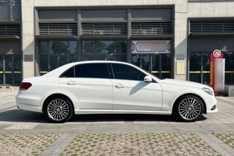 Used Mercedes-Benz E-Class 2015 E 260 L Luxury Model Exterior 4