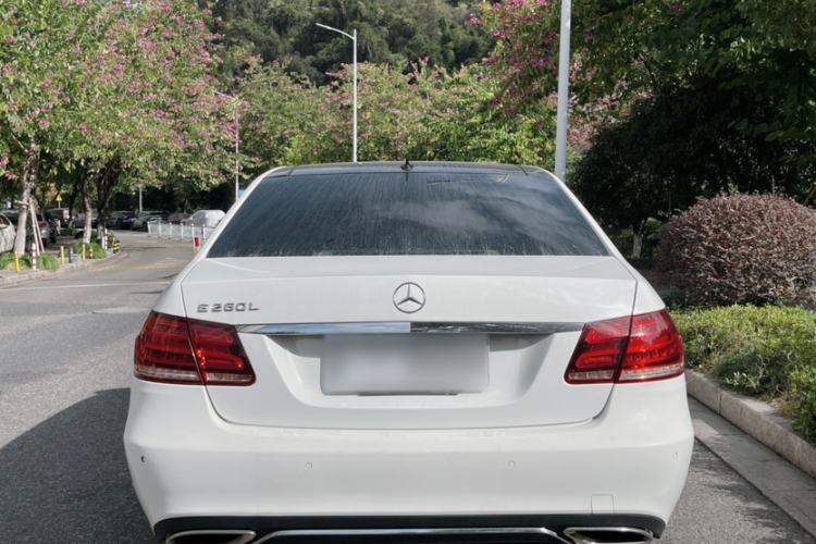 Used Mercedes-Benz E-Class 2015 E 260 L Exterior 4
