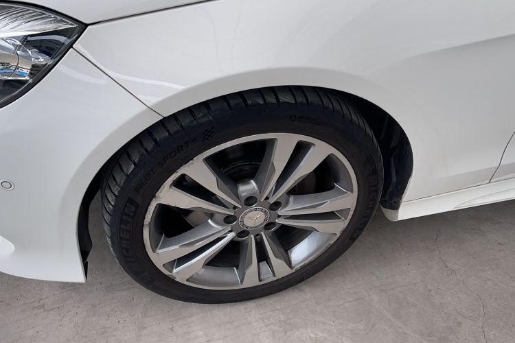 Used Mercedes-Benz E-Class 2015 E 260 L Sport Edition Exterior 5