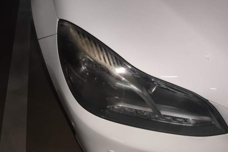 Used Mercedes-Benz E-Class 2015 E 320 L 4MATIC Exterior 6