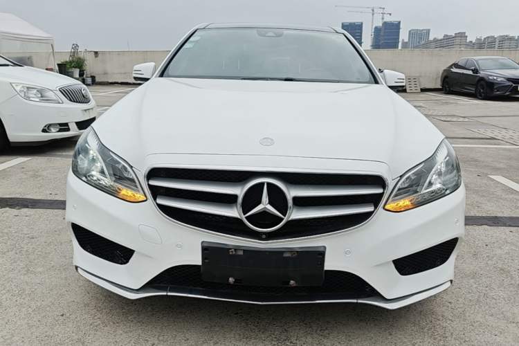Used Mercedes-Benz E-Class 2015 E 260 L Sport & Fashion Model Front