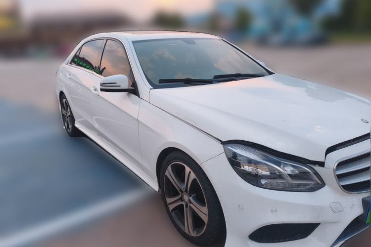 Used Mercedes-Benz E-Class 2015 Facelift E 200 L Sport Edition Front Right 45 Deg