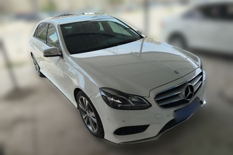 Used Mercedes-Benz E-Class 2015 Restyled E 260 L Sport Edition Front Right 45 Deg