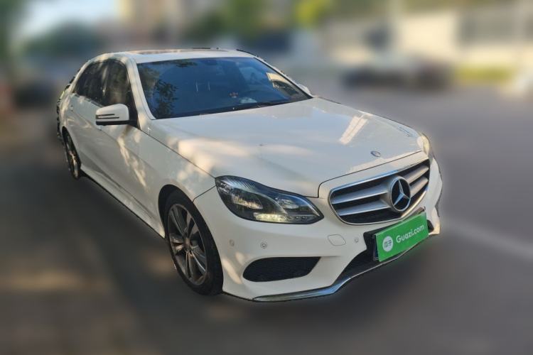 Used Mercedes-Benz E-Class 2015 E 260 L Sport Edition Front Right 45 Deg