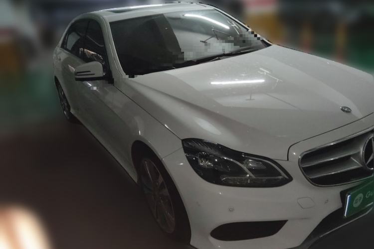 Used Mercedes-Benz E-Class 2015 E 260 L Sport Edition Front Right 45 Deg