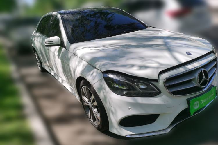Used Mercedes-Benz E-Class 2015 Facelift E 200 L Sport Edition Front Right 45 Deg