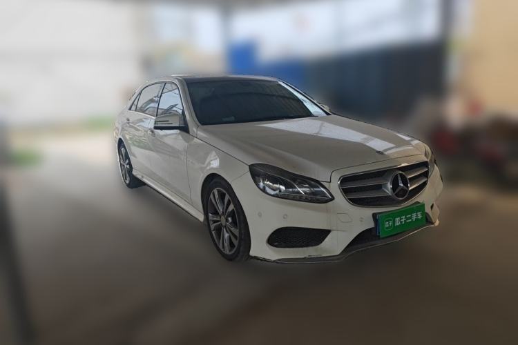 Used Mercedes-Benz E-Class 2015 Facelift E 200 L Sport Edition Front Right 45 Deg