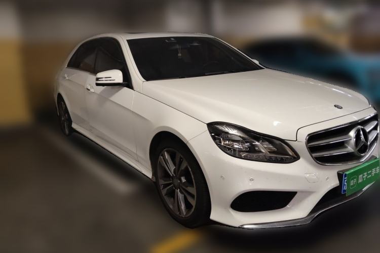 Used Mercedes-Benz E-Class 2015 E 200 L Sport Edition Front Right 45 Deg
