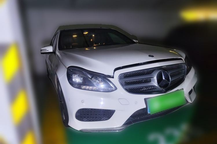 Used Mercedes-Benz E-Class 2015 E 260 L Sport Edition Front Right 45 Deg