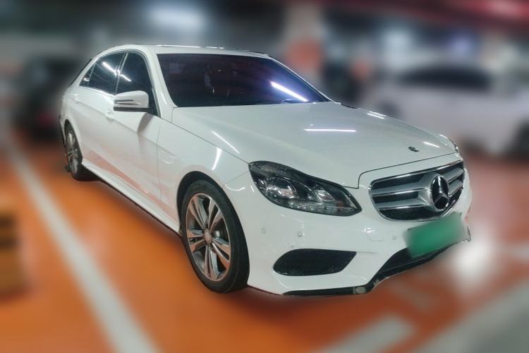 Used Mercedes-Benz E-Class 2015 Facelift E 200 L Sport Edition Front Right 45 Deg