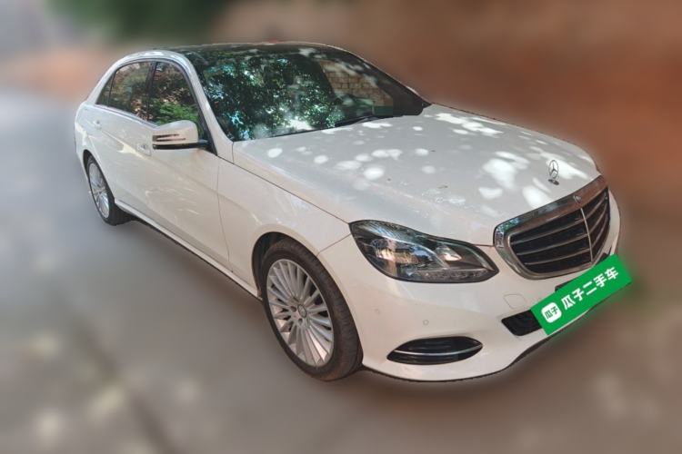 Used Mercedes-Benz E-Class 2015 E 200 L Front Right 45 Deg
