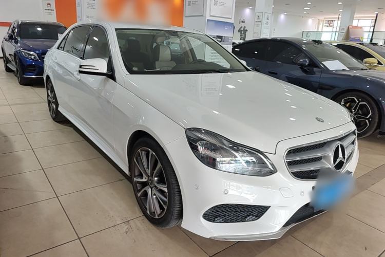 Used Mercedes-Benz E-Class 2015 Facelift E 200 L Sport Edition Front Right 45 Deg