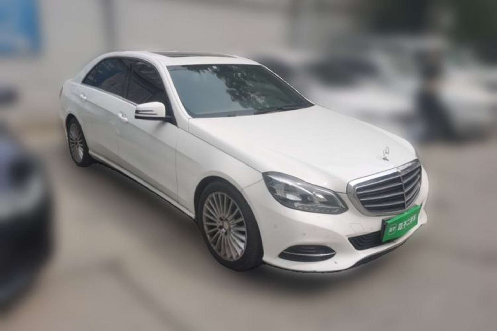 Used Mercedes-Benz E-Class 2015 Facelift E 200 L Front Right 45 Deg