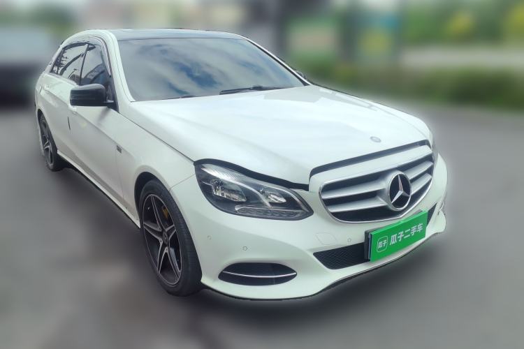Used Mercedes-Benz E-Class 2015 E 200 L Sport Edition Front Right 45 Deg