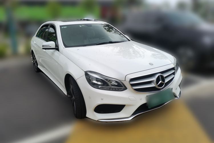 Used Mercedes-Benz E-Class 2015 E 260 L Sport Edition Front Right 45 Deg