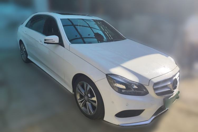 Used Mercedes-Benz E-Class 2015 Restyled E 260 L Sport Edition Front Right 45 Deg