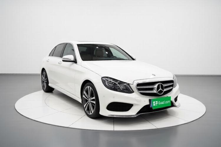 Used Mercedes-Benz E-Class 2015 E 260 L Sport Edition Front Right 45 Deg