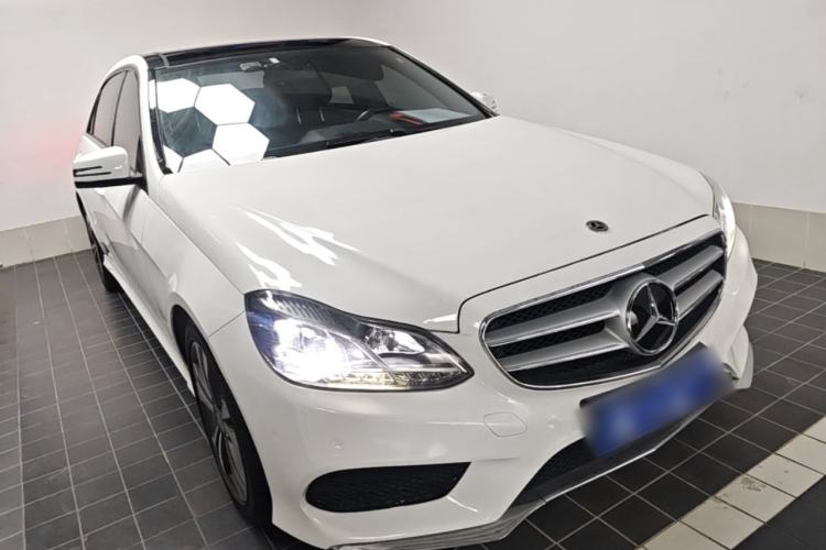 Used Mercedes-Benz E-Class 2015 Facelift E 200 L Sport Edition Front Right 45 Deg