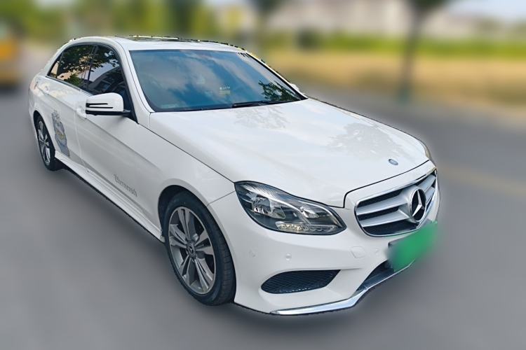 Used Mercedes-Benz E-Class 2015 E 260 L Sport Edition Front Right 45 Deg