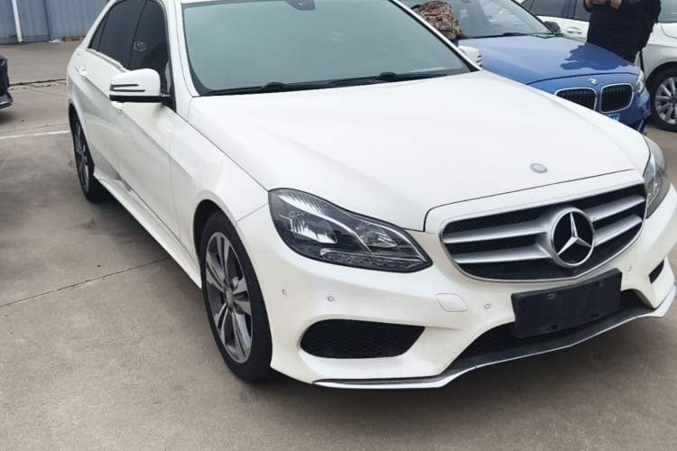 Used Mercedes-Benz E-Class 2015 Restyled E 260 L Sport Edition Front Right 45 Deg