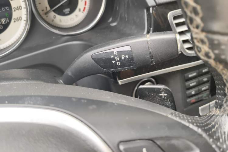 Used Mercedes-Benz E-Class 2015 E 200 L Sport Edition Gear Lever