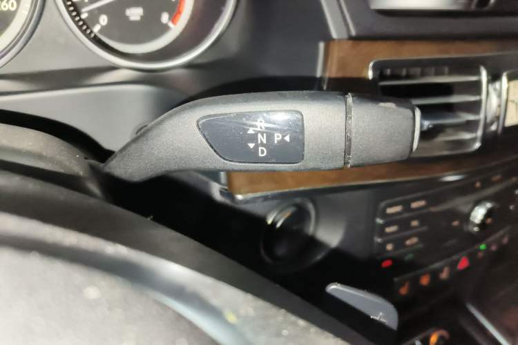 Used Mercedes-Benz E-Class 2015 E 260 L Luxury Model Gear Lever