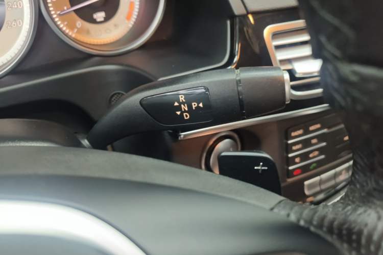 Used Mercedes-Benz E-Class 2015 Restyled E 260 L Sport Edition Gear Lever