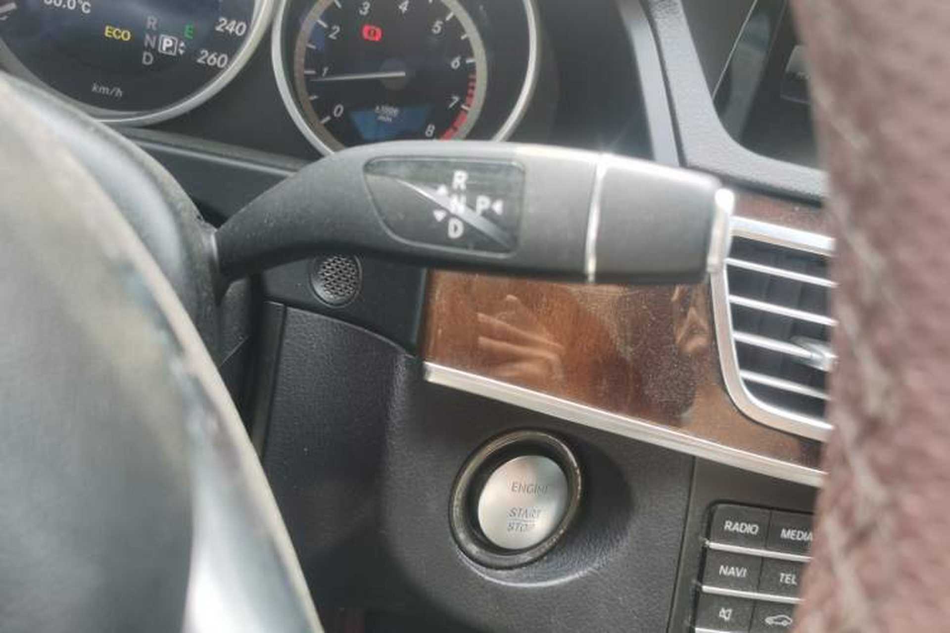 Used Mercedes-Benz E-Class 2015 Facelift E 200 L Gear Lever
