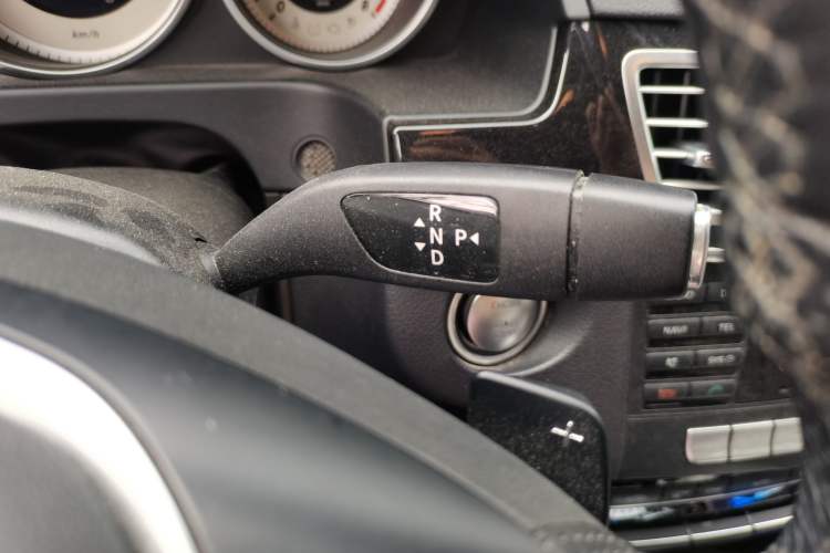 Used Mercedes-Benz E-Class 2015 E 260 L Sport Edition Gear Lever