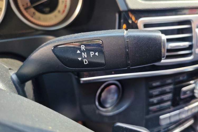 Used Mercedes-Benz E-Class 2015 E 260 L Sport Edition Gear Lever