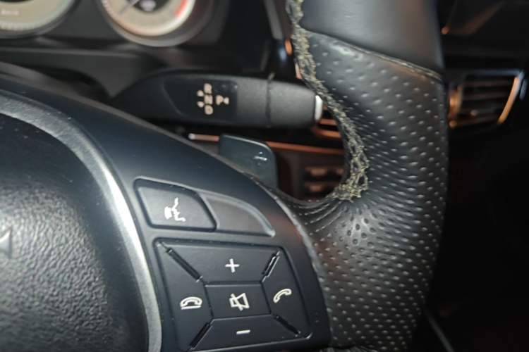 Used Mercedes-Benz E-Class 2015 E 260 L Sport Edition Gear Lever