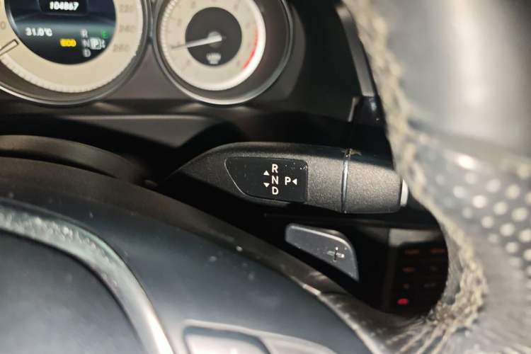Used Mercedes-Benz E-Class 2015 Restyled E 260 L Sport Edition Gear Lever