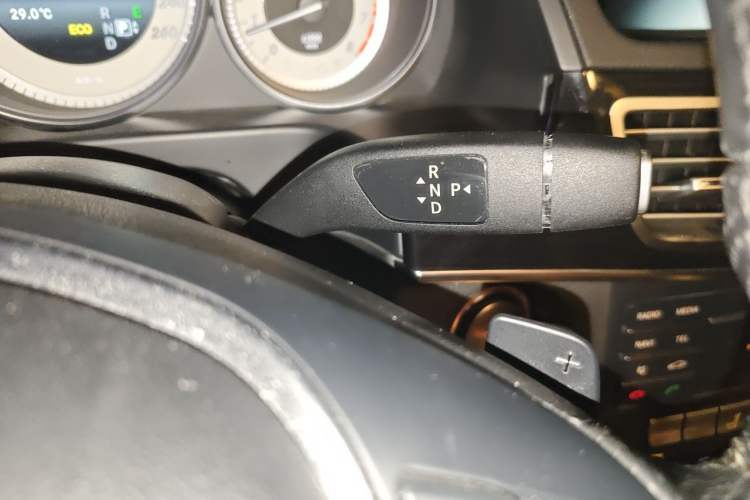 Used Mercedes-Benz E-Class 2015 E 260 L Sport Edition Gear Lever