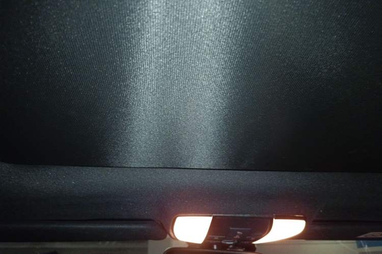 Used Mercedes-Benz E-Class 2015 Restyled E 260 L Sport Edition Headliner