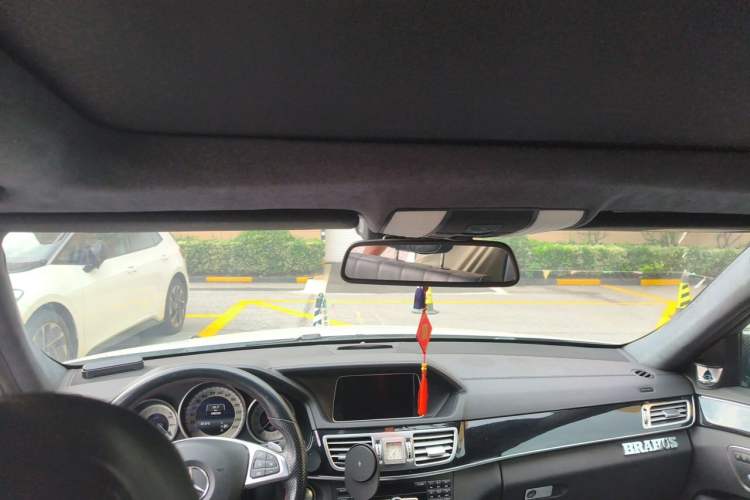 Used Mercedes-Benz E-Class 2015 E 320 L Sport 4MATIC Headliner