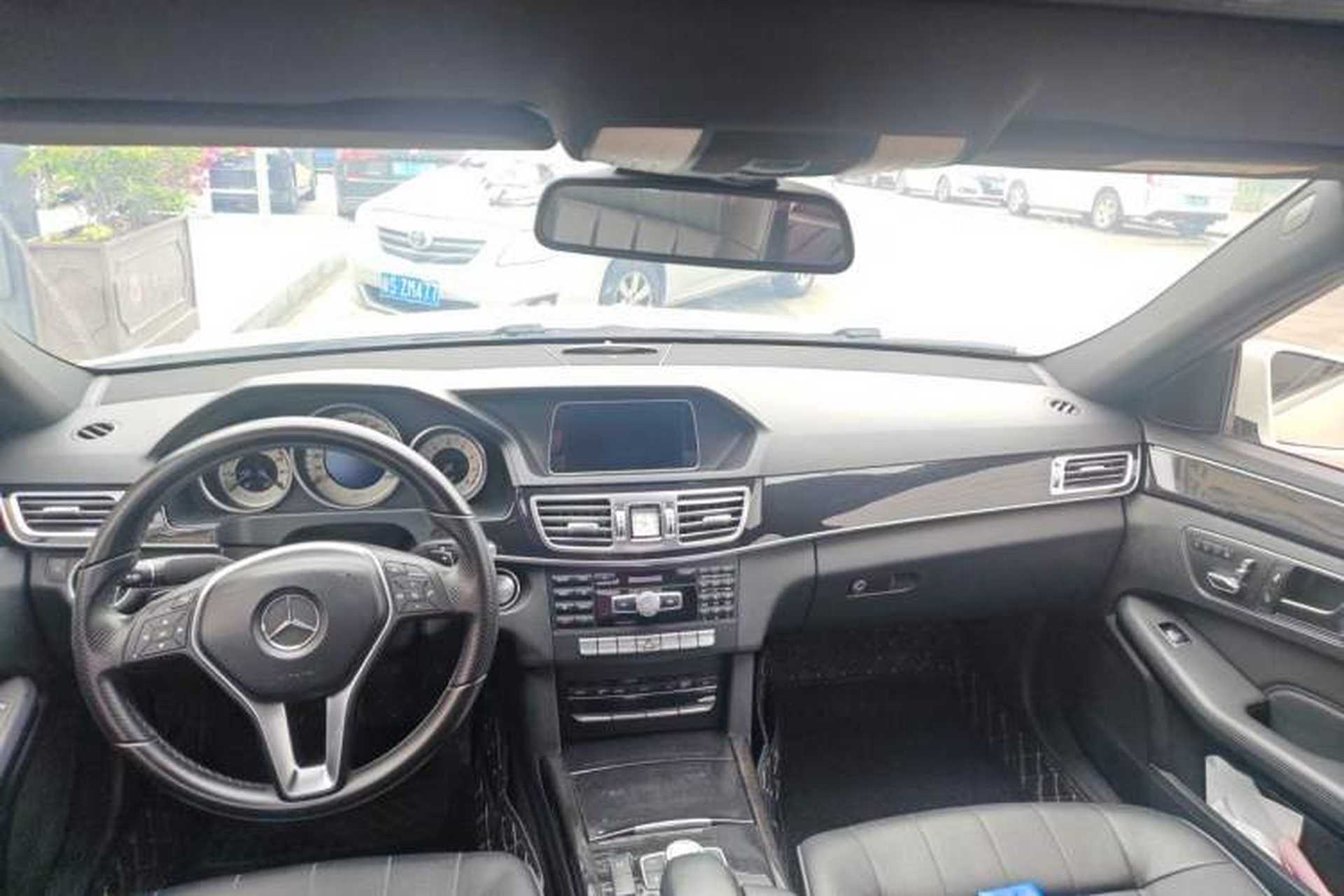 Used Mercedes-Benz E-Class 2015 E 200 L Sport Edition Headliner